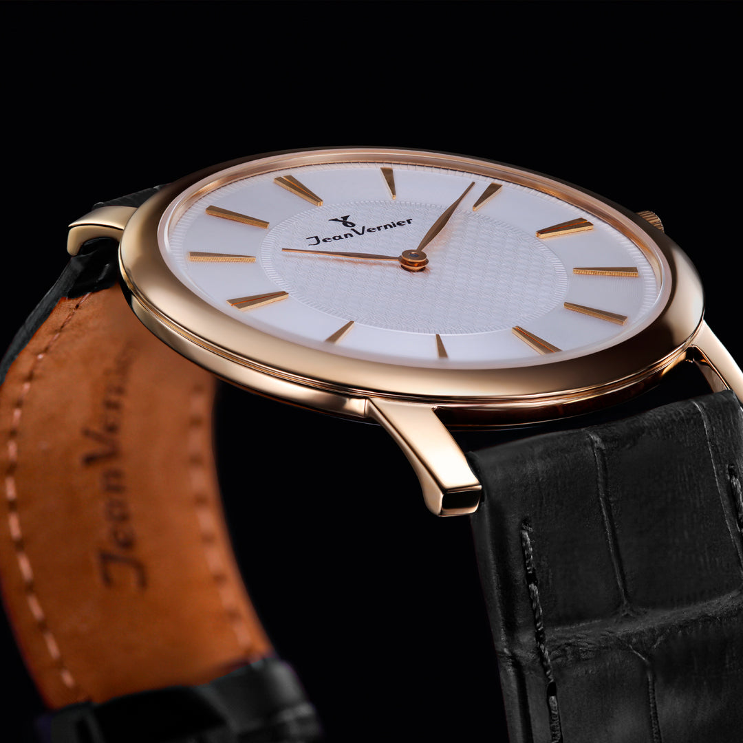 Relógio Jean Vernier Caixa Aço Dourado Pulseira Couro Preto Social JV00335P