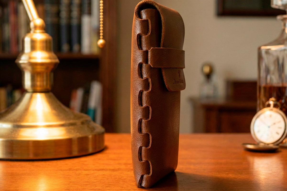 Porta Relógio para Viagem - Marrom