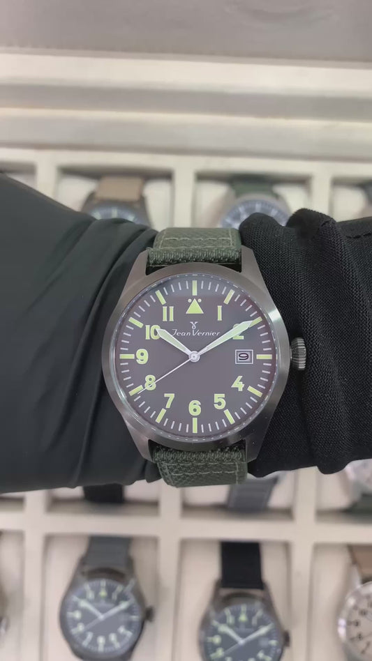 Relógio Masculino Jean Vernier Nylon Verde JV01010-01